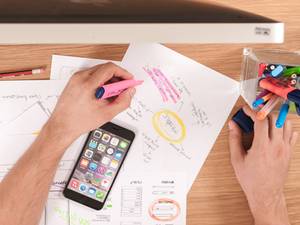 image Designing an Online Course - TU Delft style